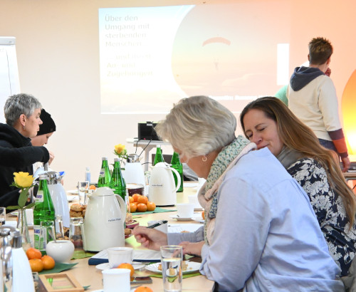 Qualifiziierung, Weiterbildung: Servicestelle Alltagsbetreuung in Schleswig-Holstein